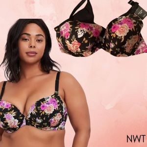 Front Clasp 360° Smoothing Lightly Lined